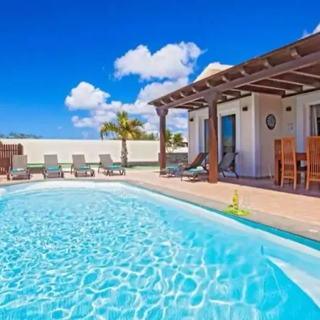 Luna Villa